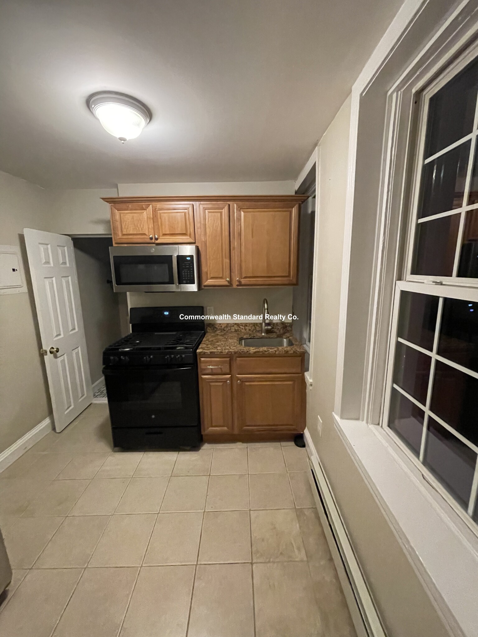 2 bed, 1 bath apartment for rent at 51 Phillips St Unit 3F, Beacon Hill — photo 9 of 37