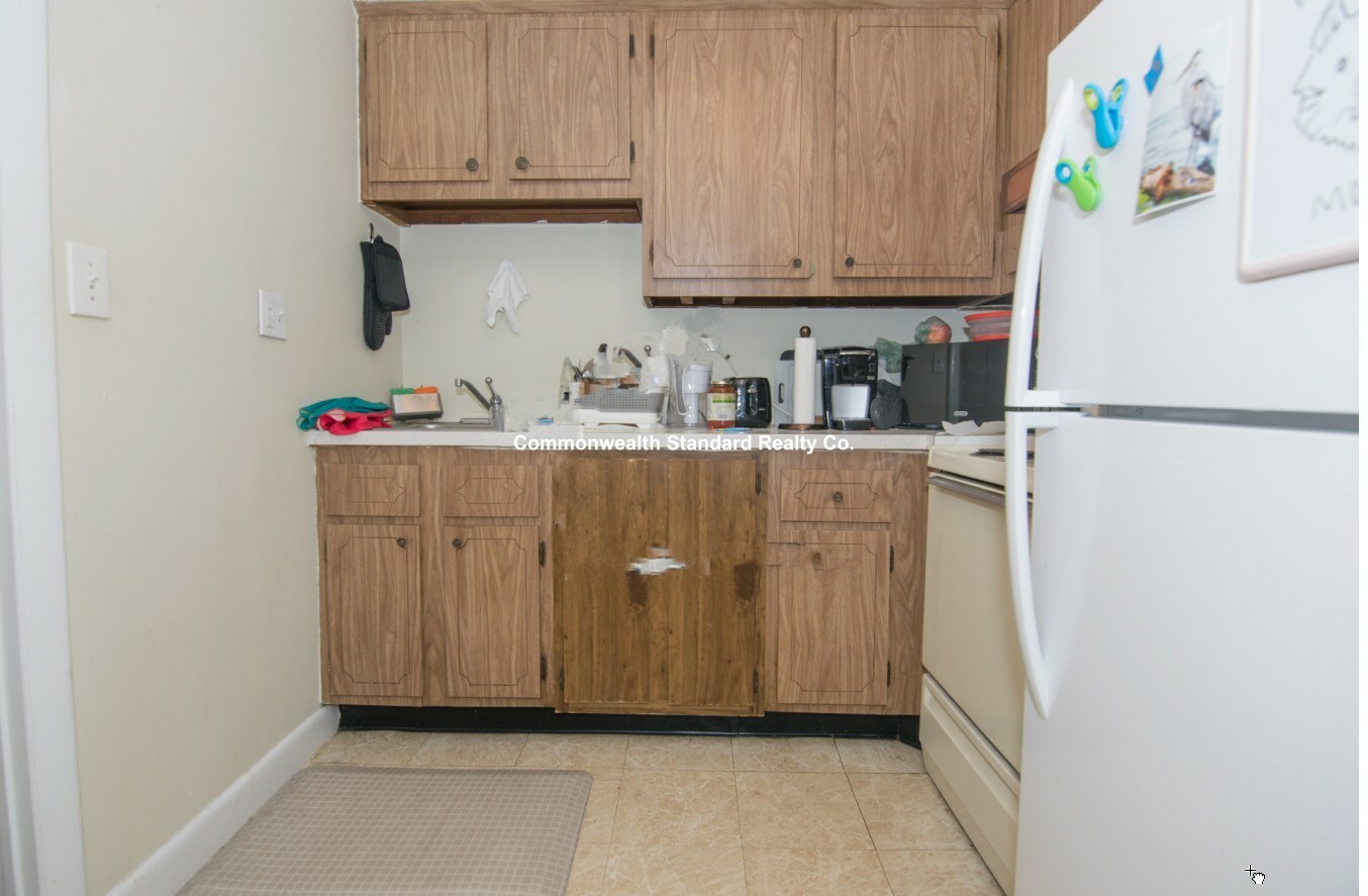 2 bed, 1 bath apartment for rent at 43 Hemenway St Unit 3, Fenway — photo 19 of 22