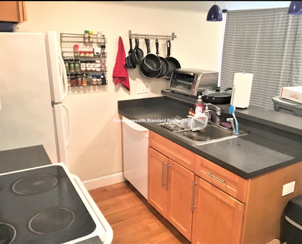 108 Hammond St, South End