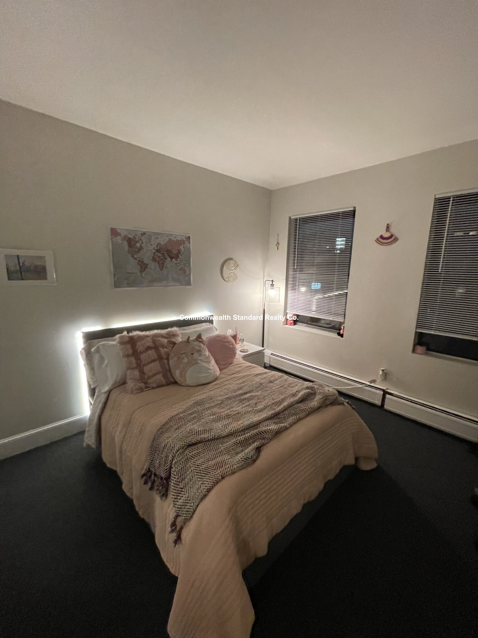 833 Beacon St, Fenway