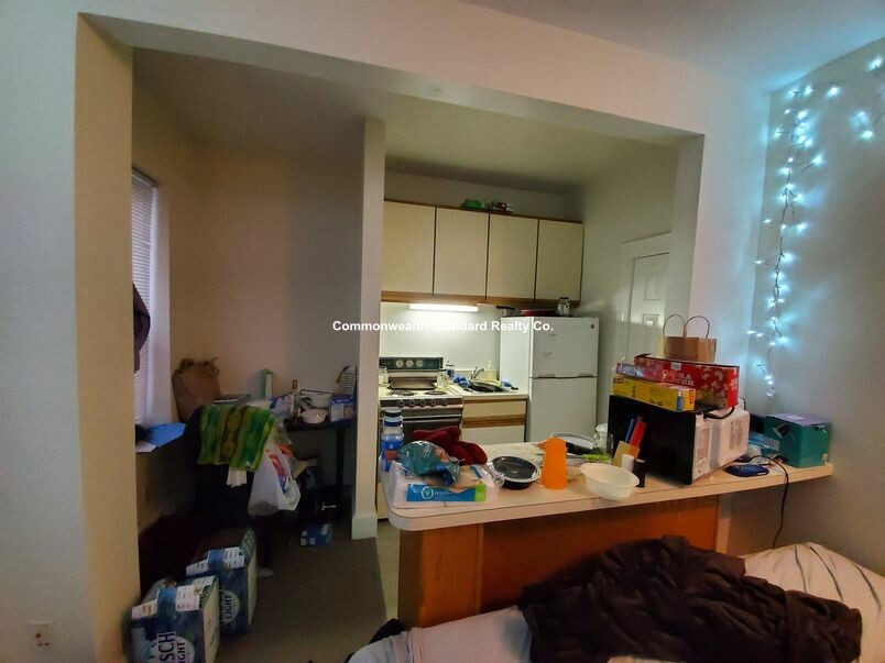 833 Beacon St, Fenway