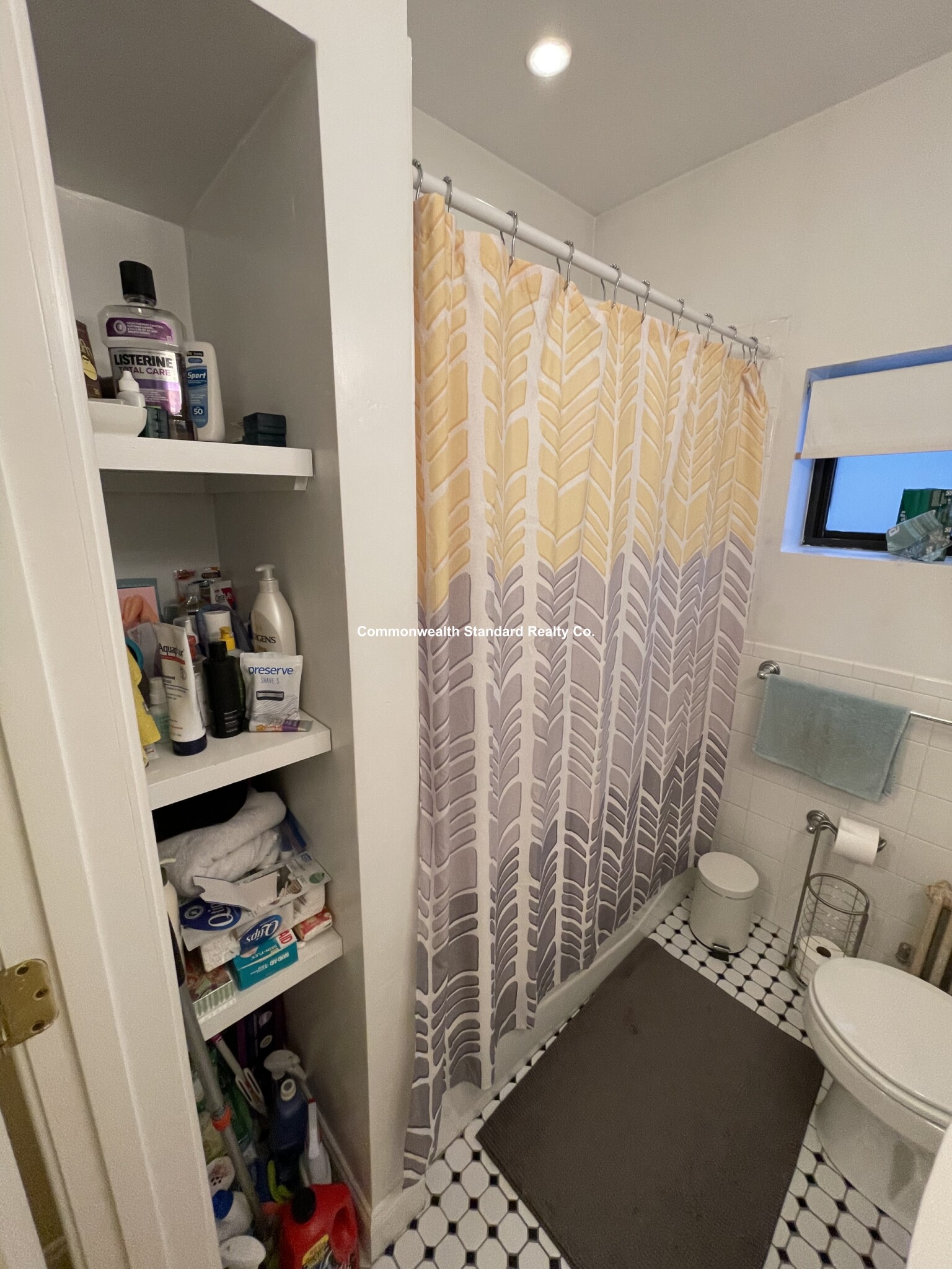 4 Park Vale Ave, Allston