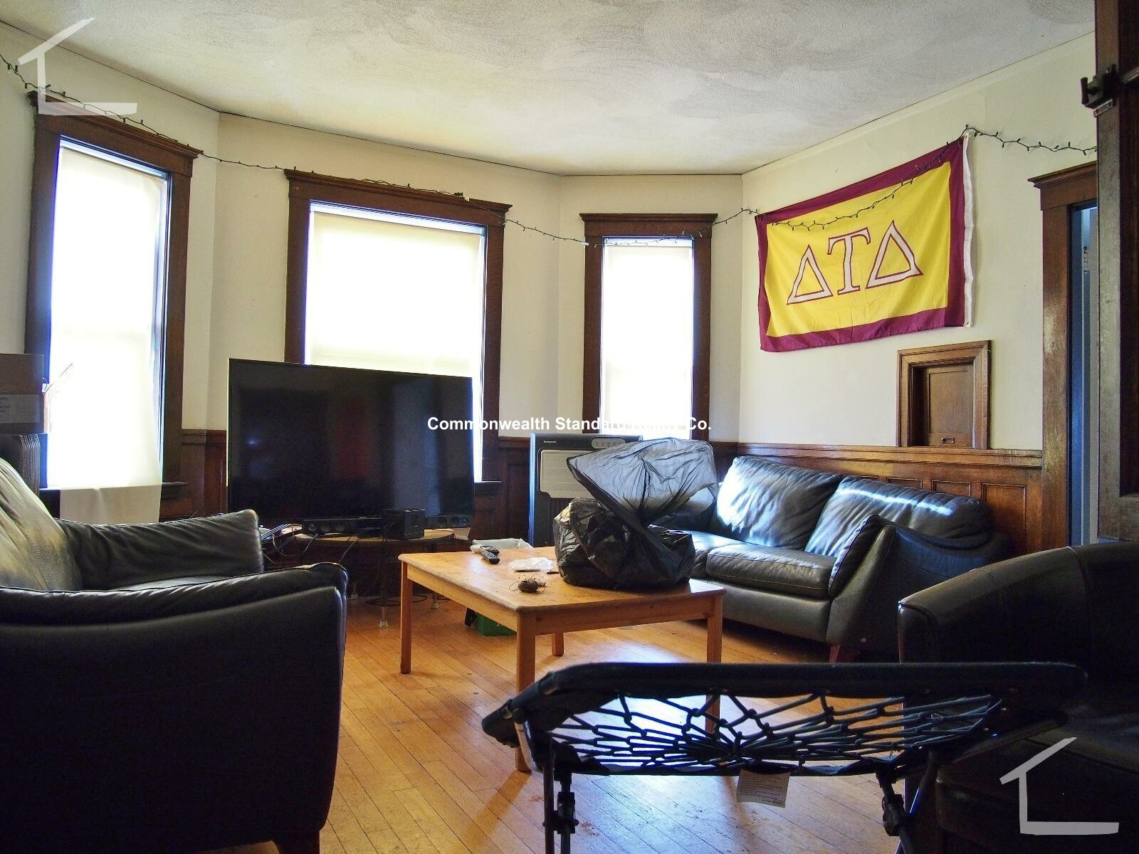 5 bed, 2 bath apartment for rent at 32 Chester St Unit 2, Allston — photo 4 of 11