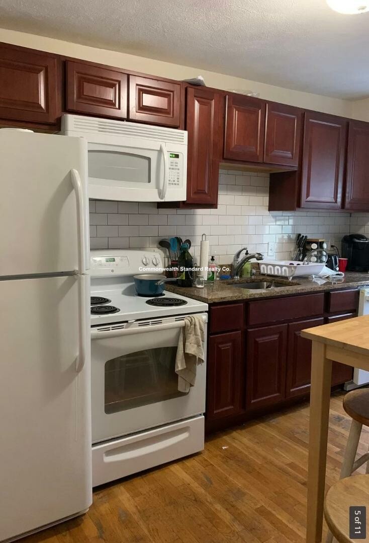 4 Schrepel Pl, South Boston