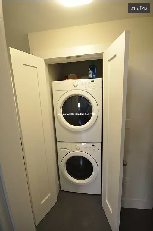 1 Parmelee, South End