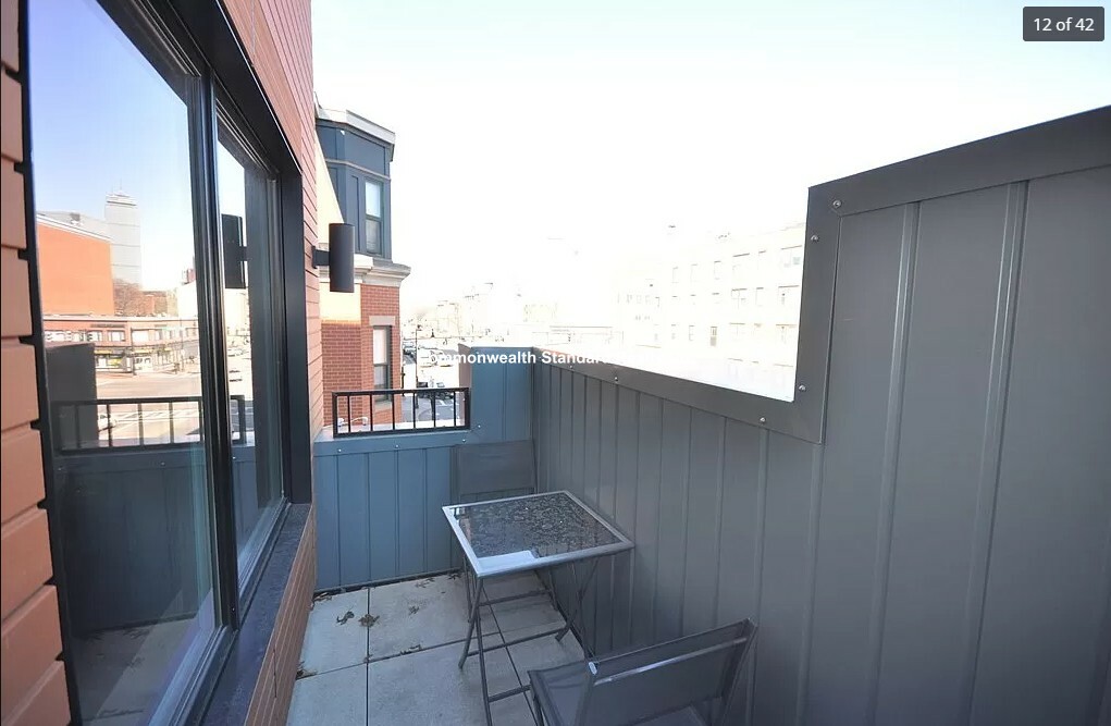 1 Parmelee, South End