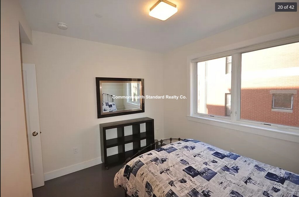 1 Parmelee, South End