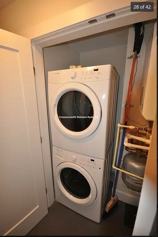 1 Parmelee, South End