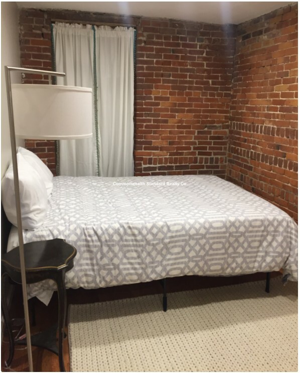 3 Worcester Sq, South End