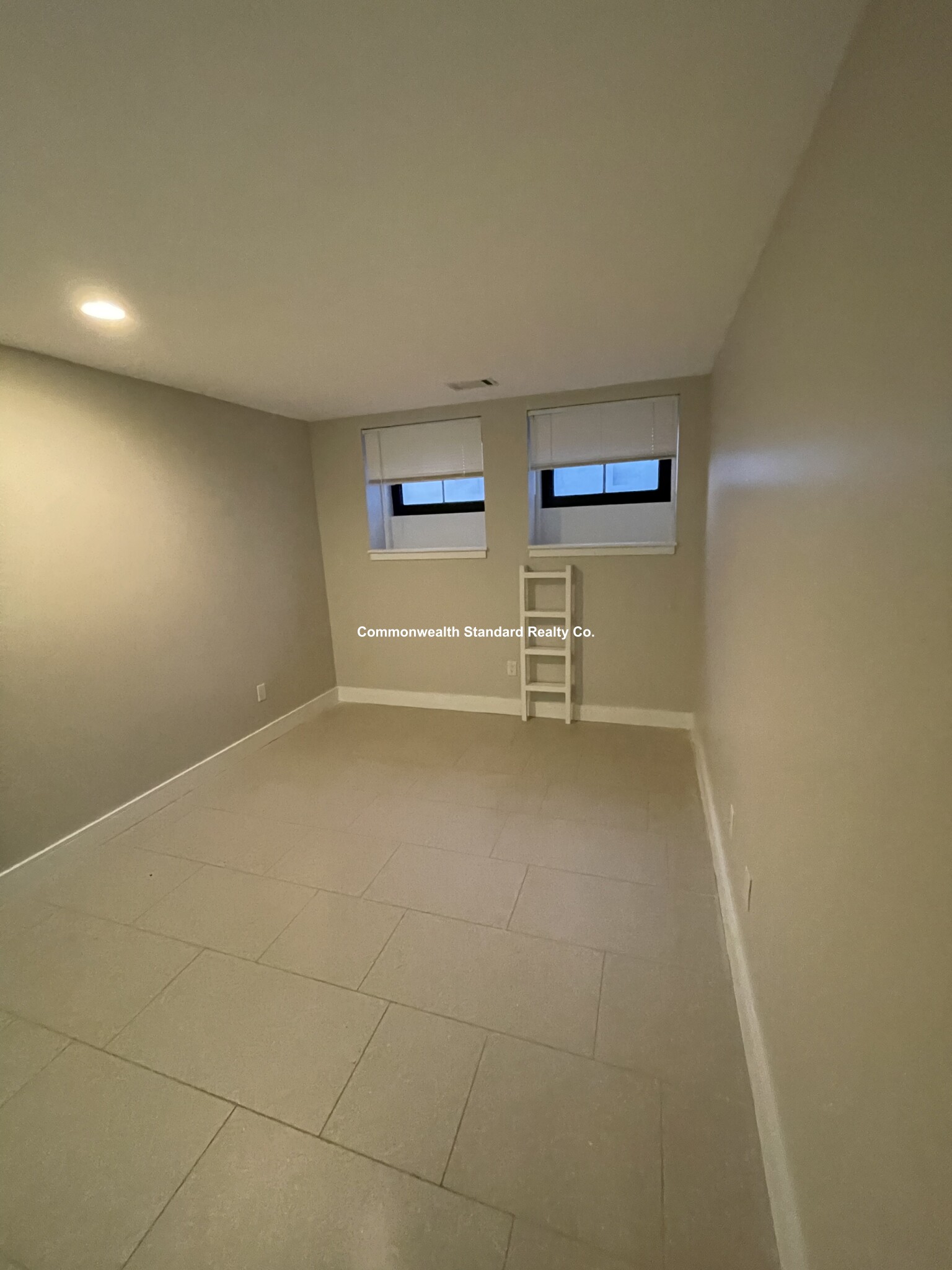 557 Columbus Ave, South End