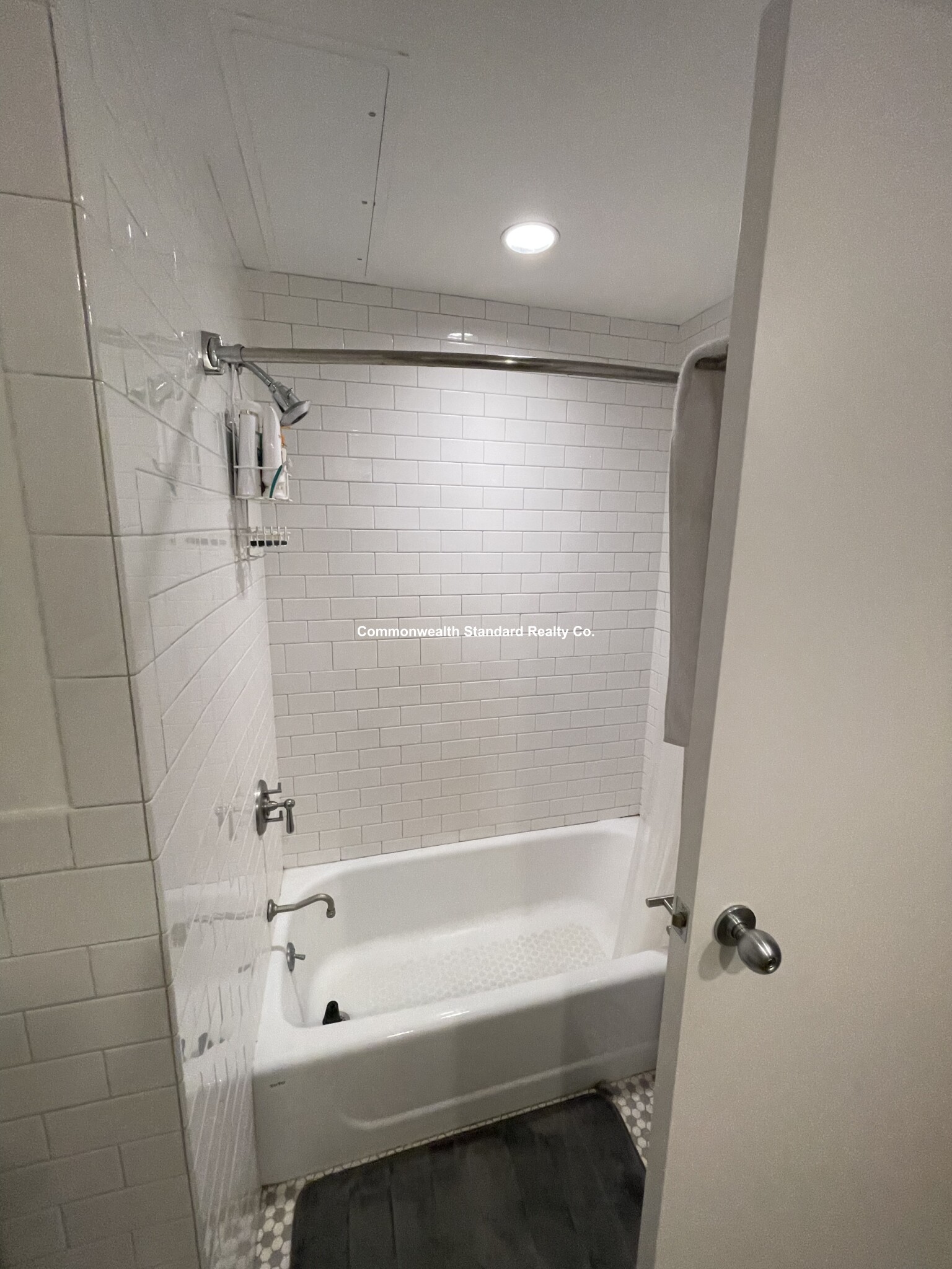 9 Broadway, South Boston