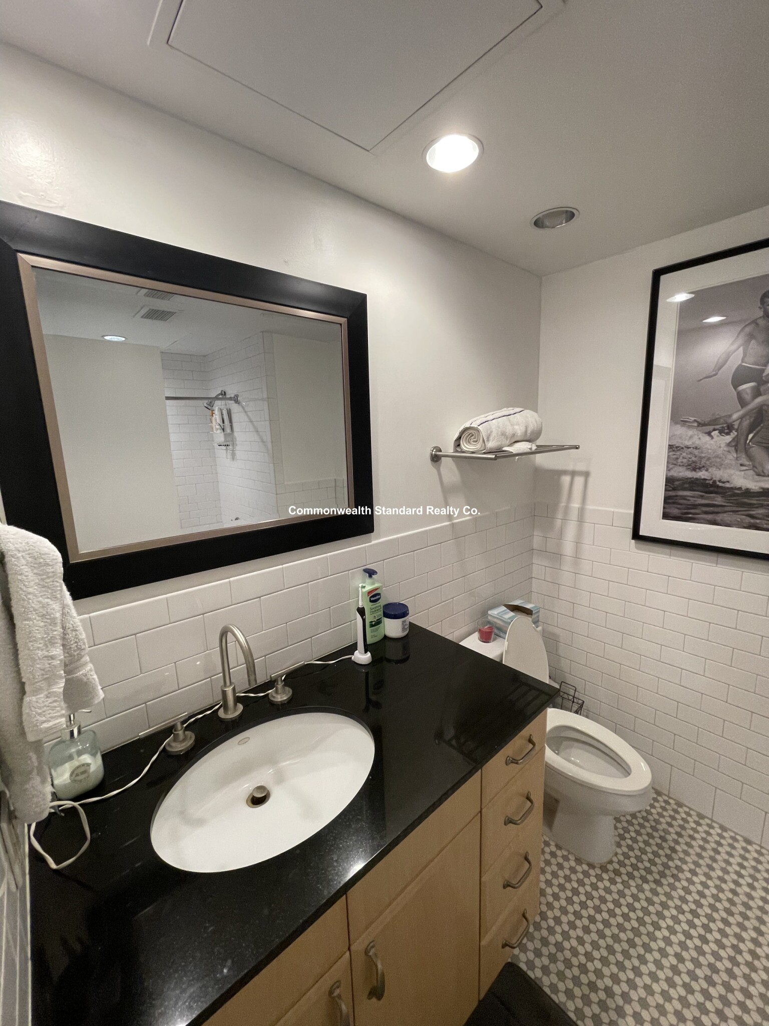 9 Broadway, South Boston