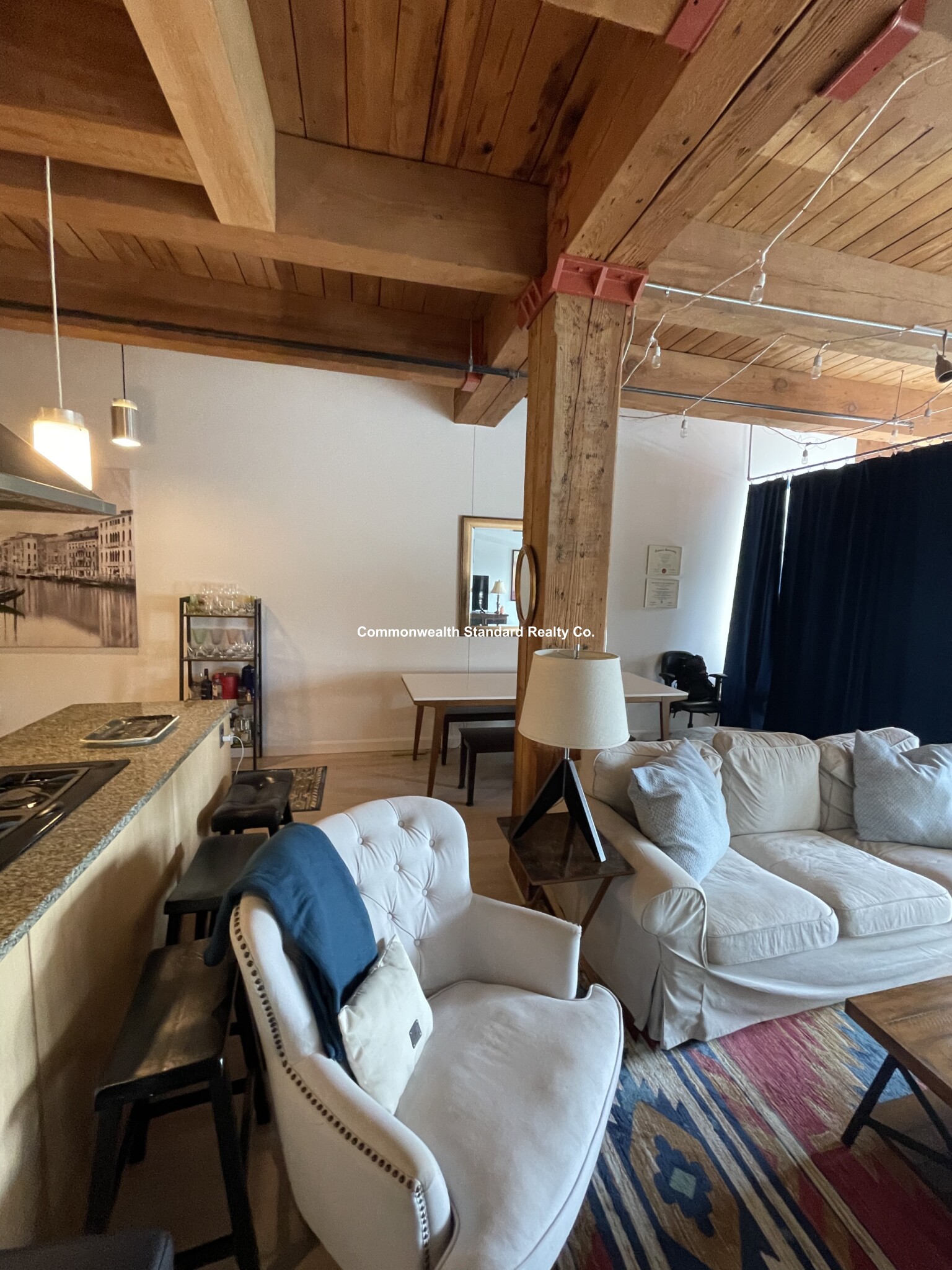 9 Broadway, South Boston