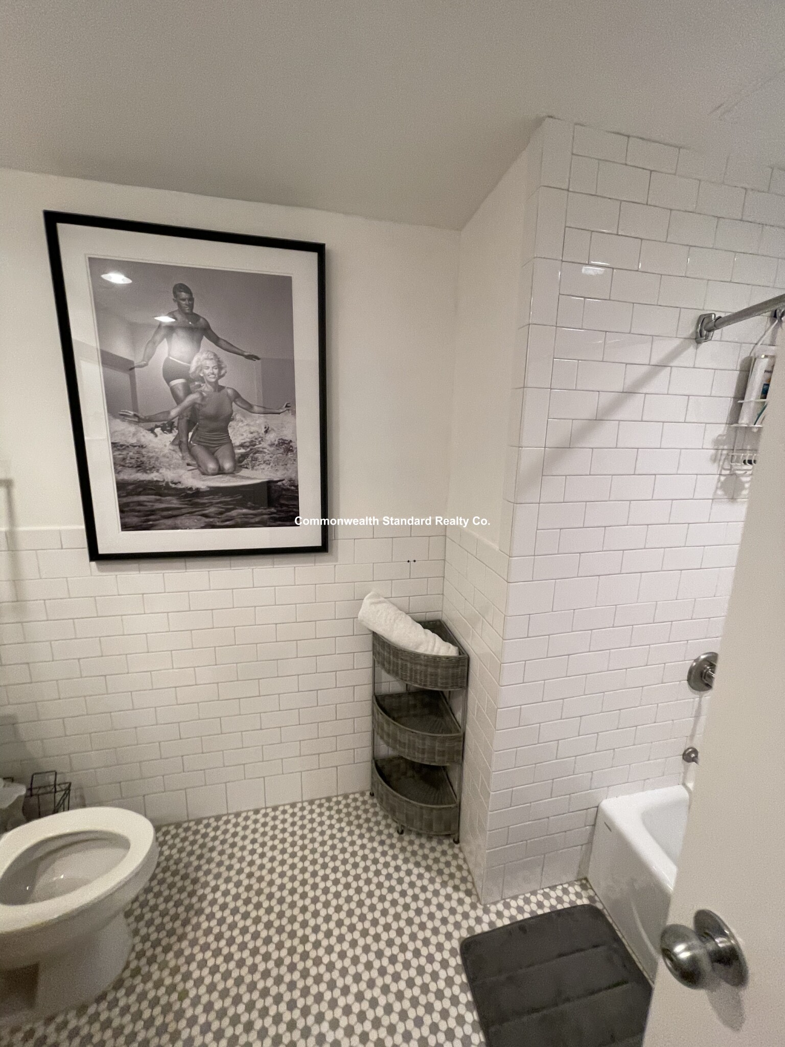 9 Broadway, South Boston