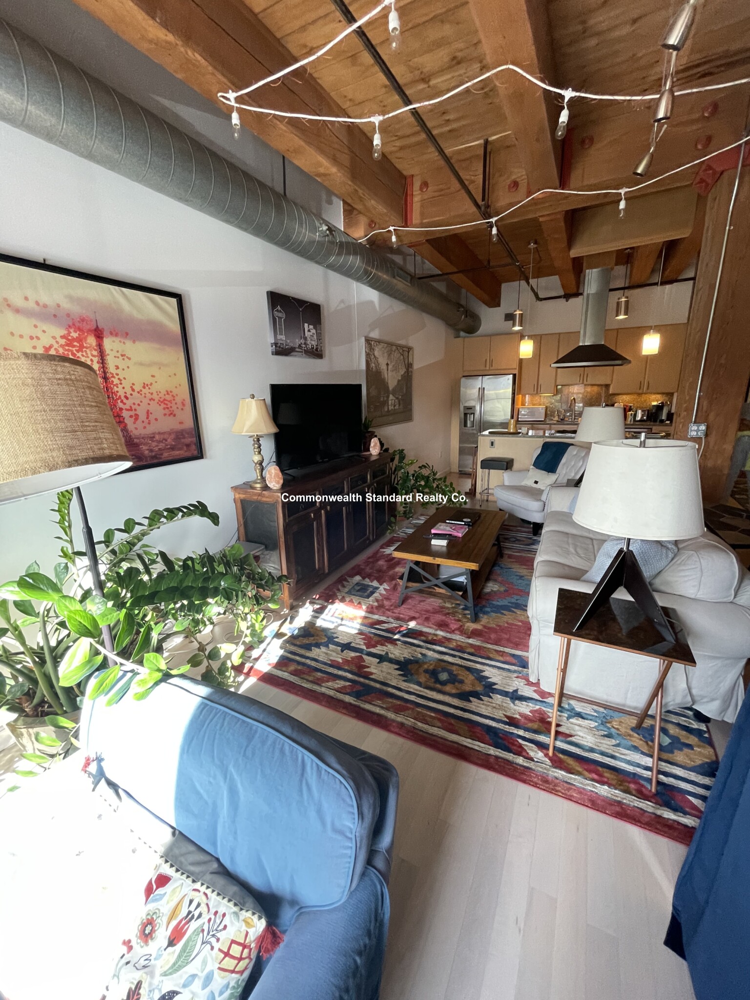 9 Broadway, South Boston