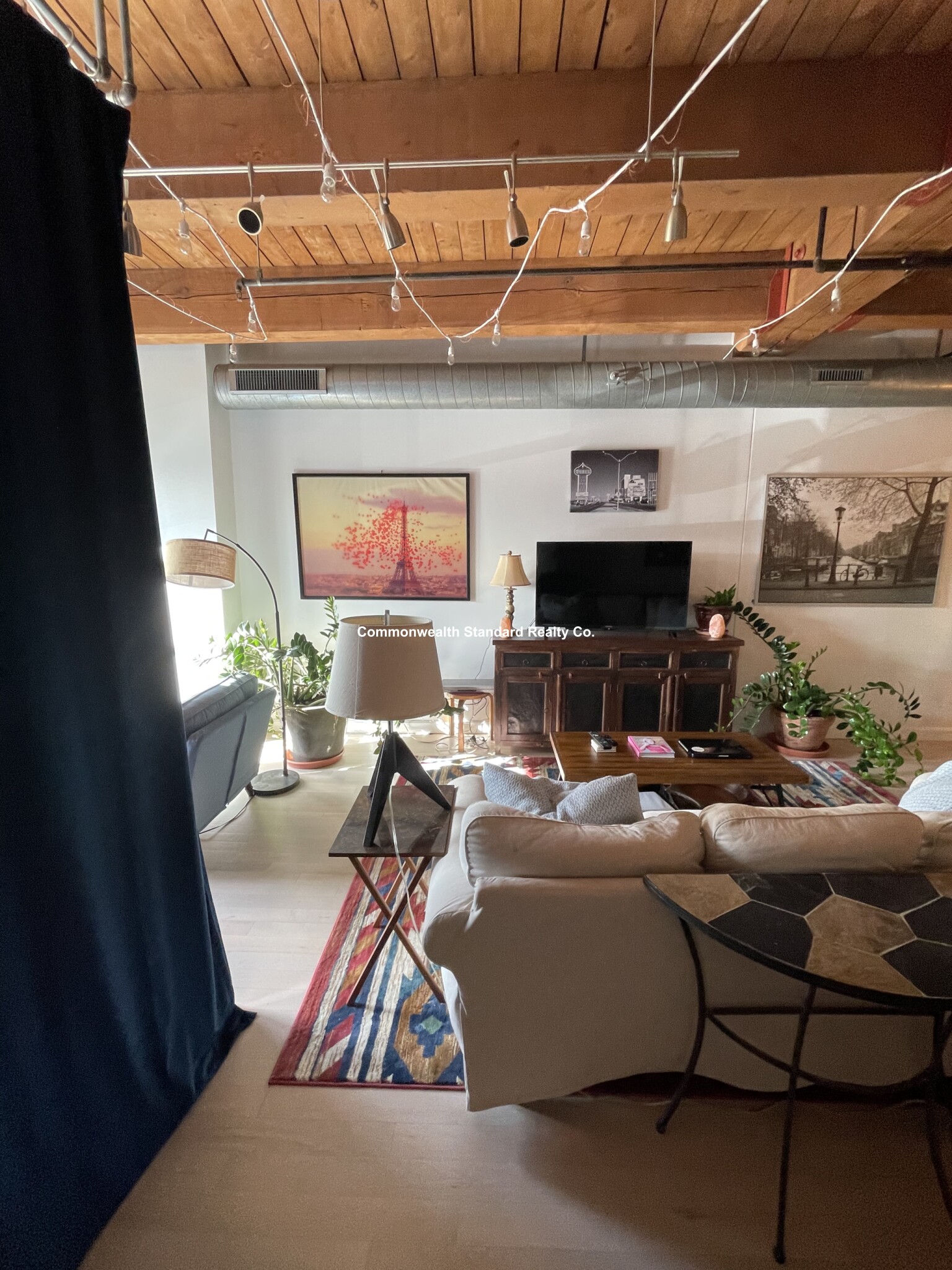 9 Broadway, South Boston