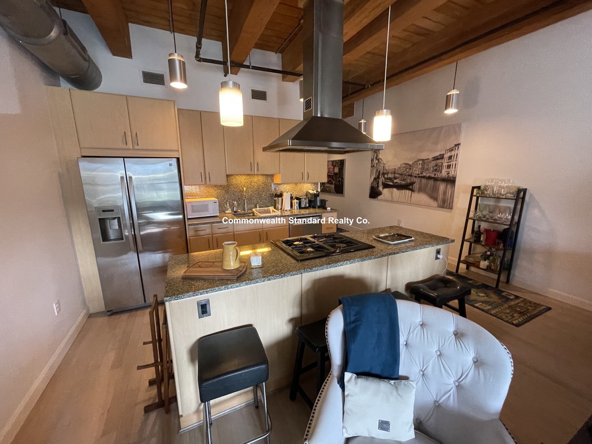 9 Broadway, South Boston