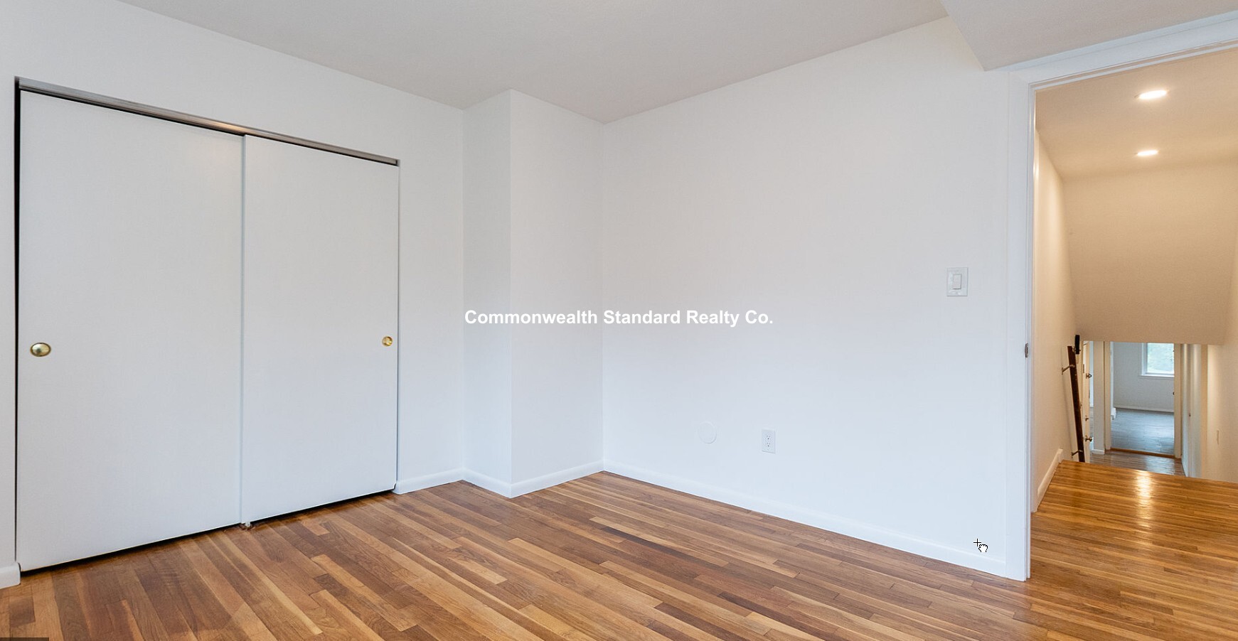 4 Kippy Dr, Newton