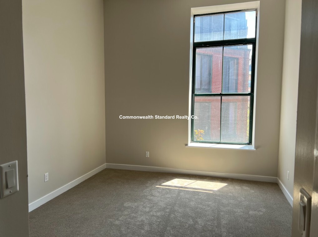 1661 Washington St, South End