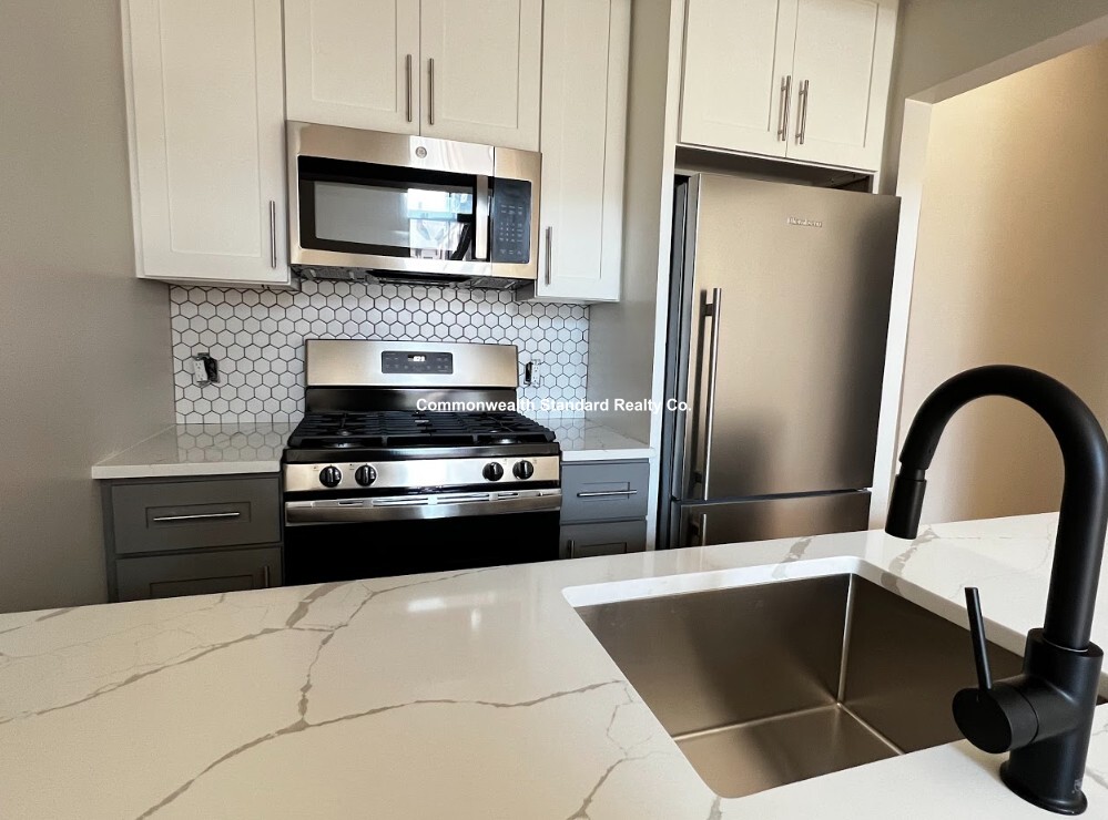 1661 Washington St, South End