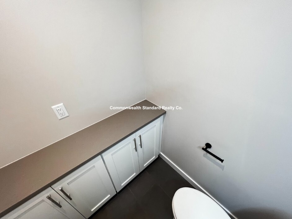 1661 Washington St, South End