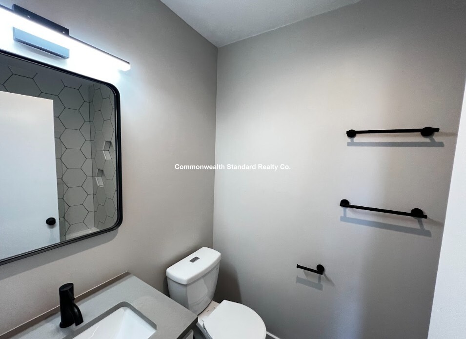 1661 Washington St, South End