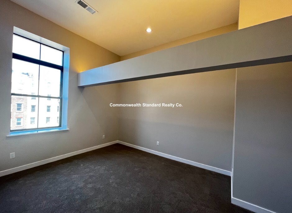 1661 Washington St, South End