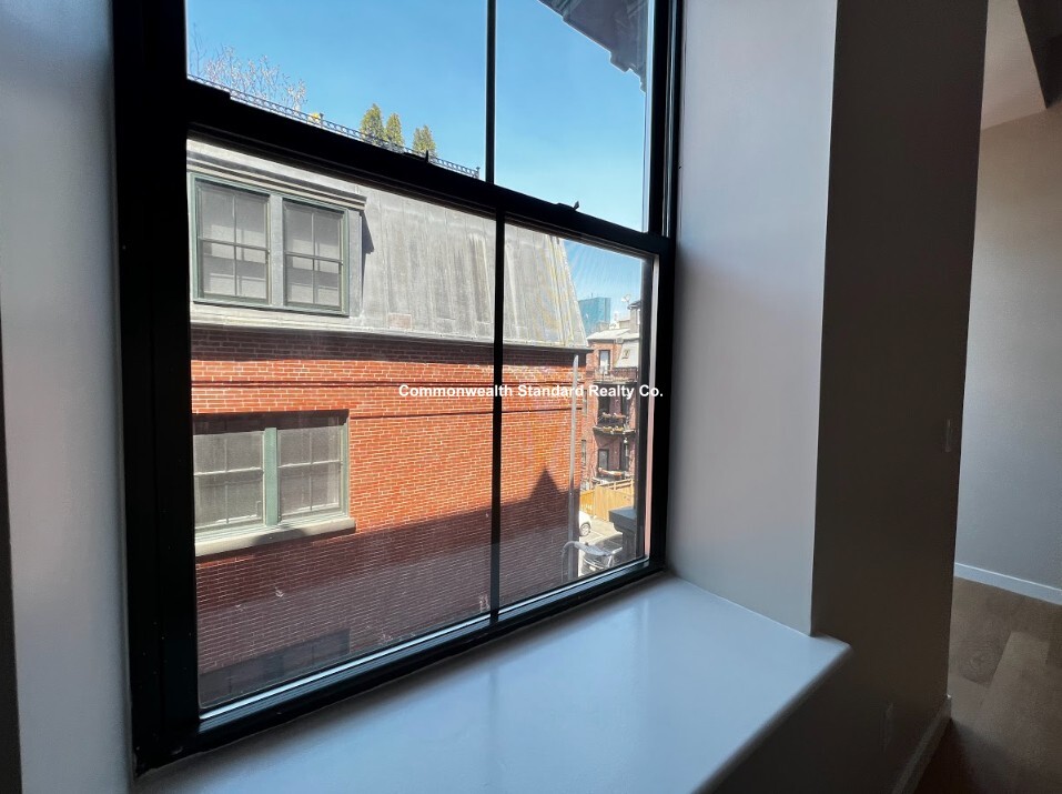 1661 Washington St, South End