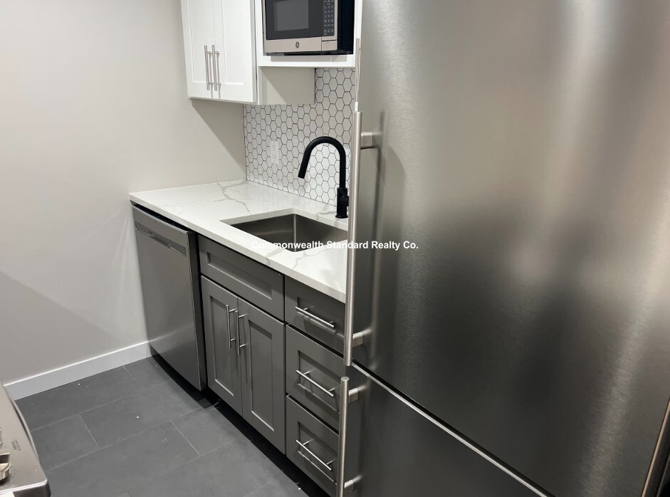 1661 Washington St, South End