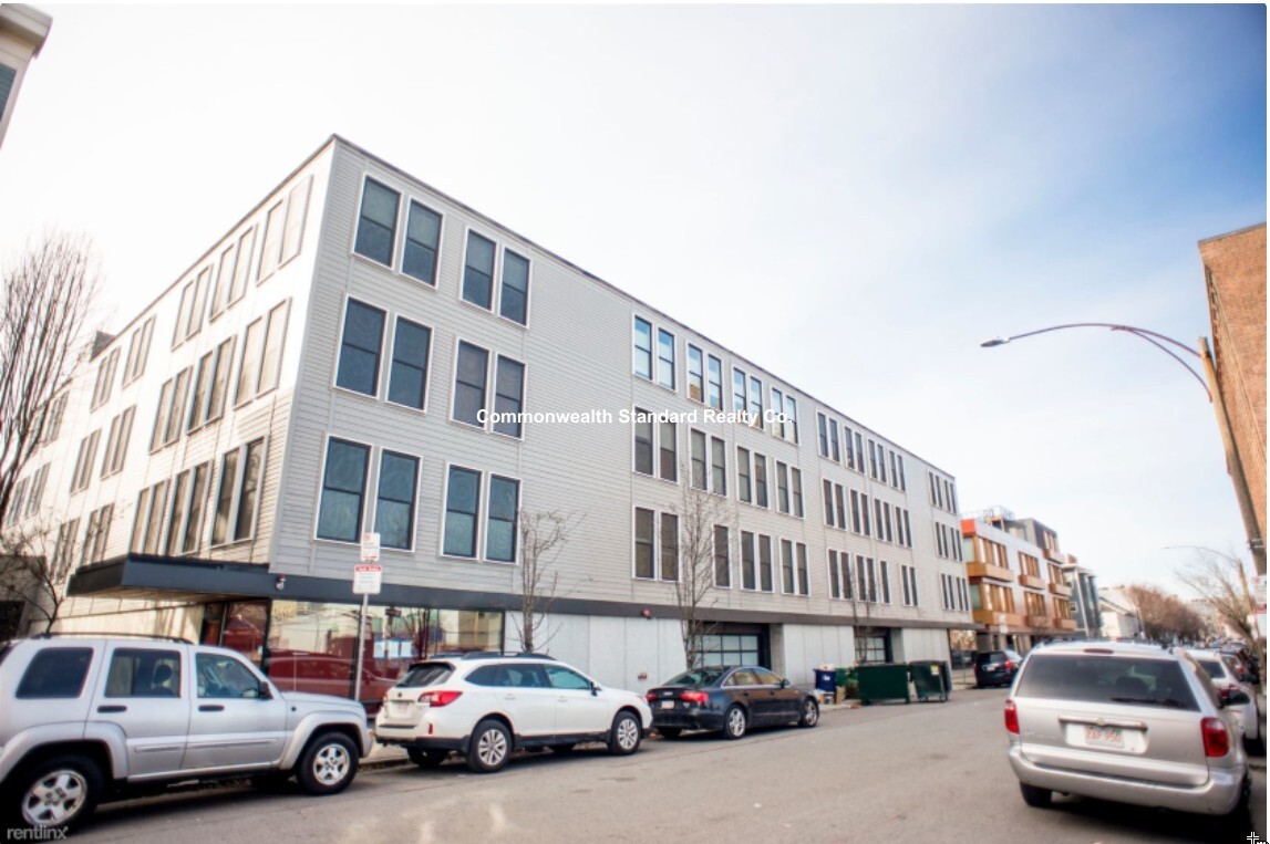 335 2nd St, South Boston