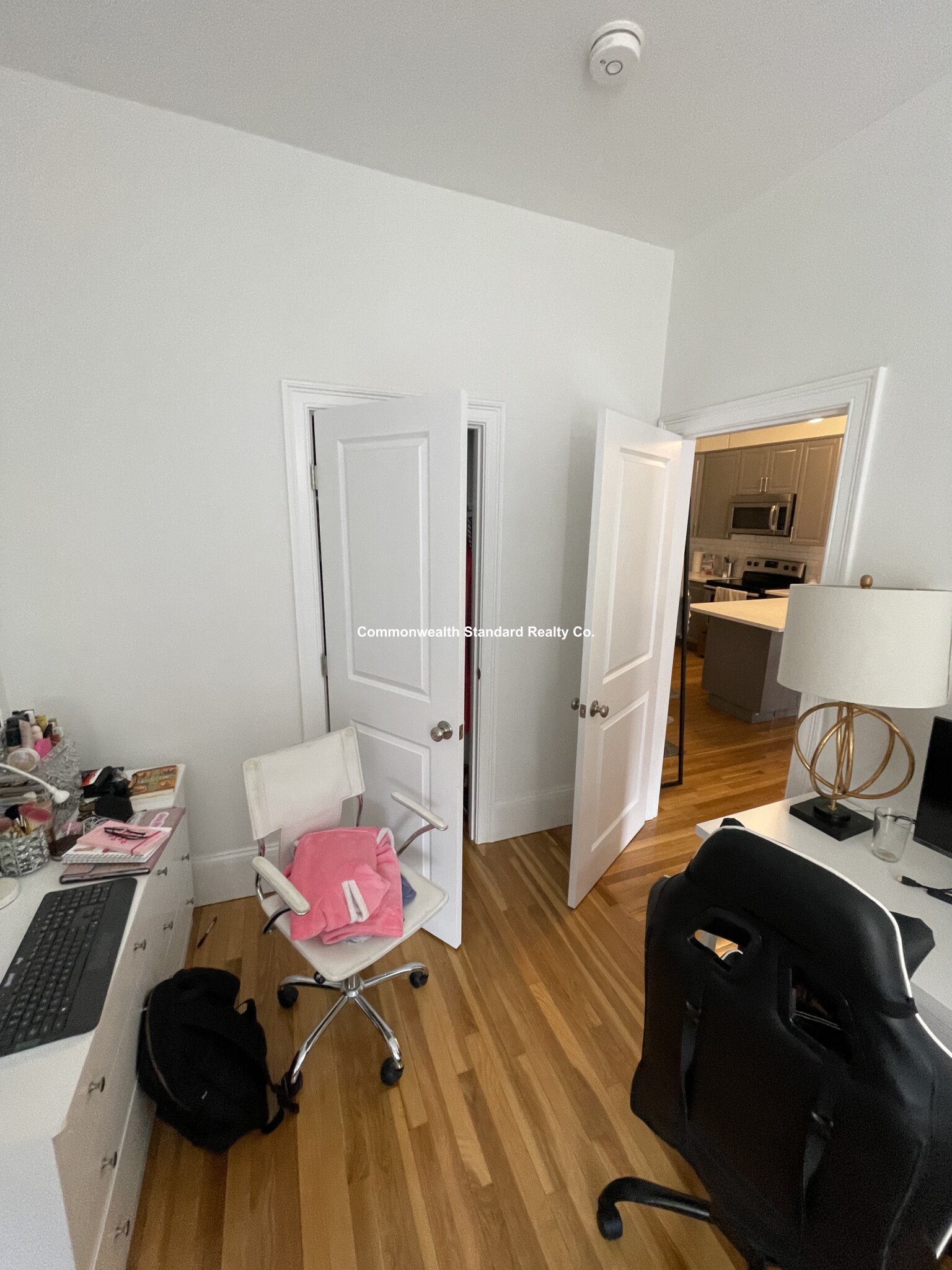 922 Beacon St, Fenway