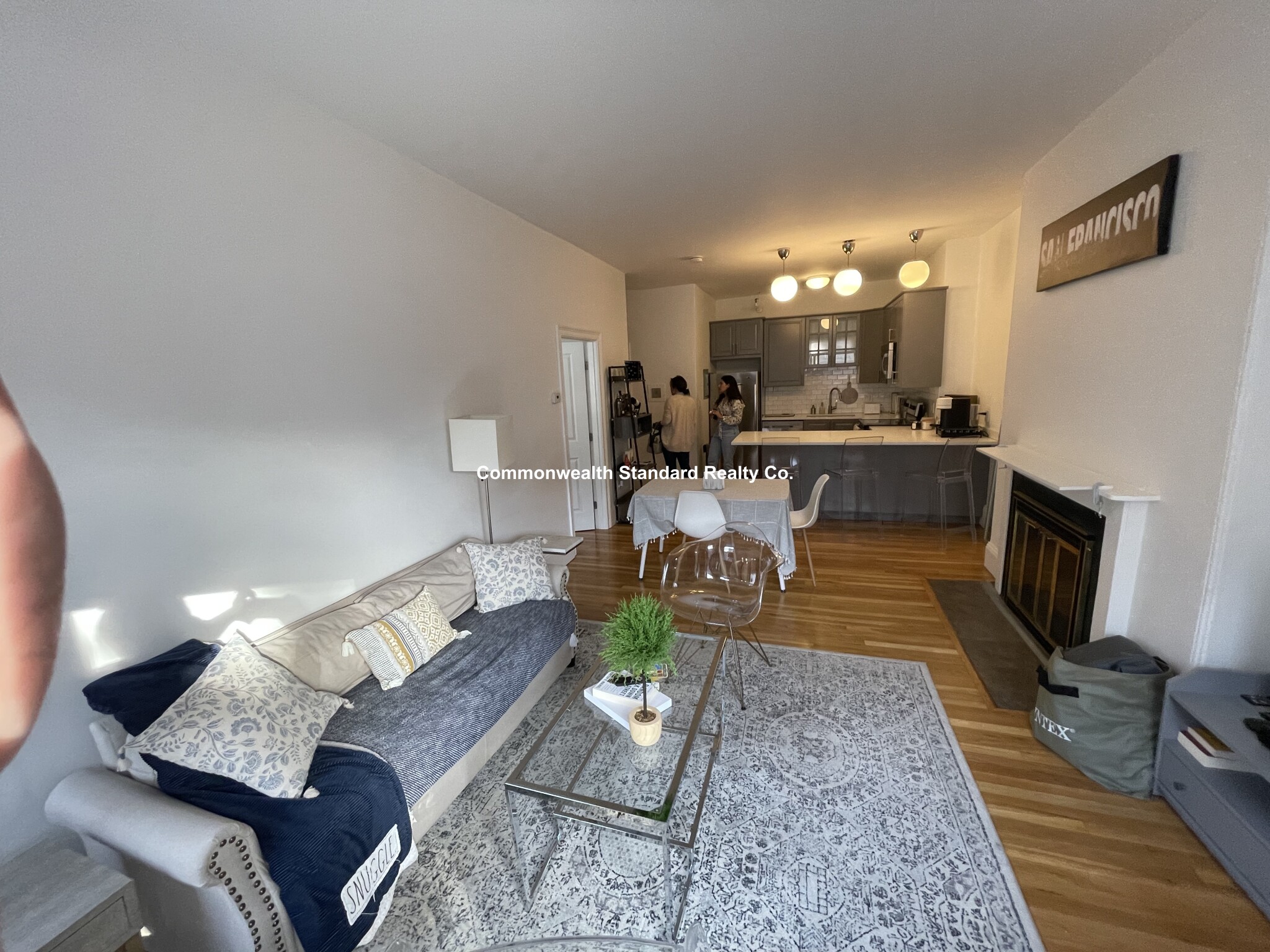 922 Beacon St, Fenway