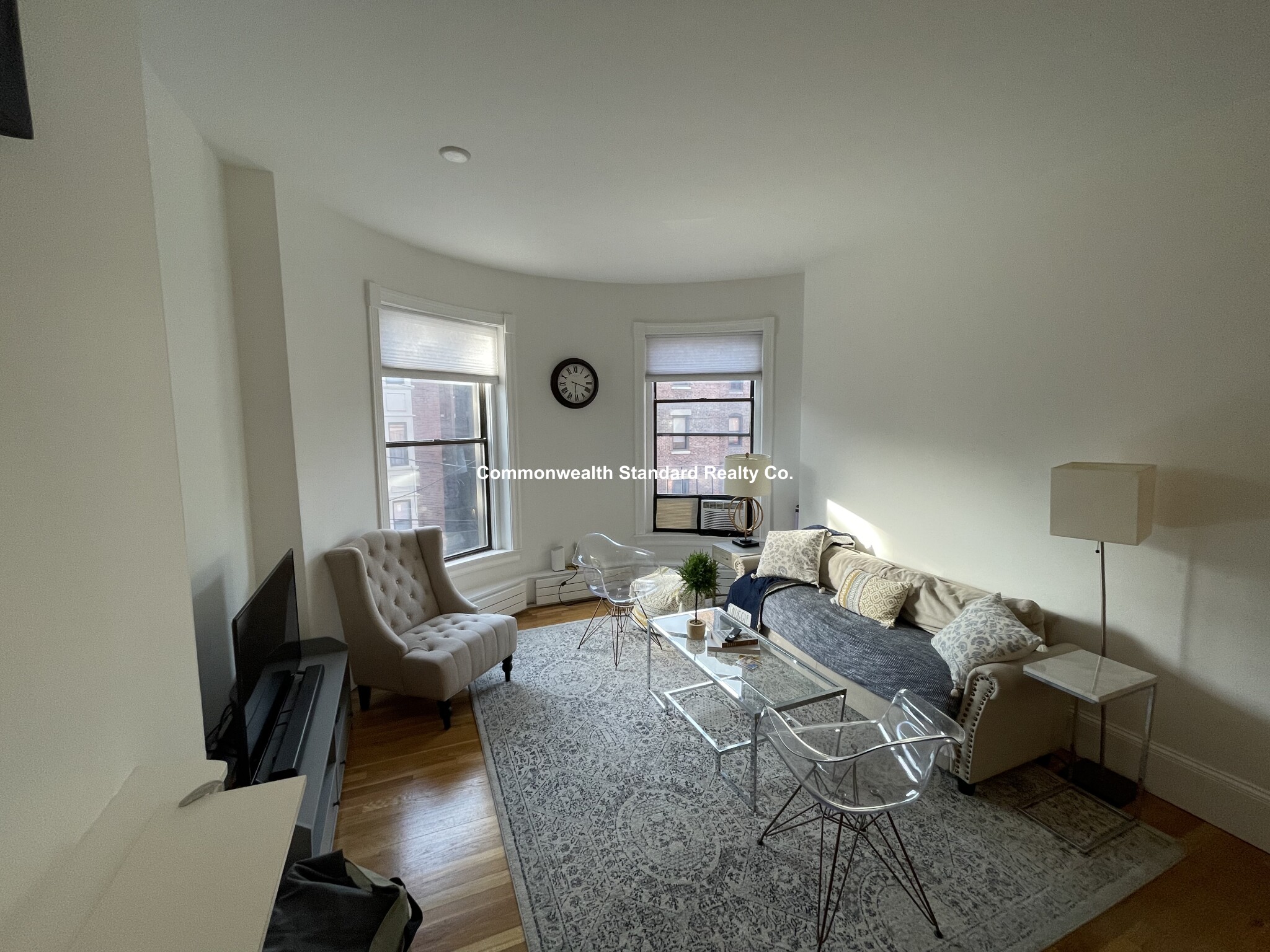 922 Beacon St, Fenway