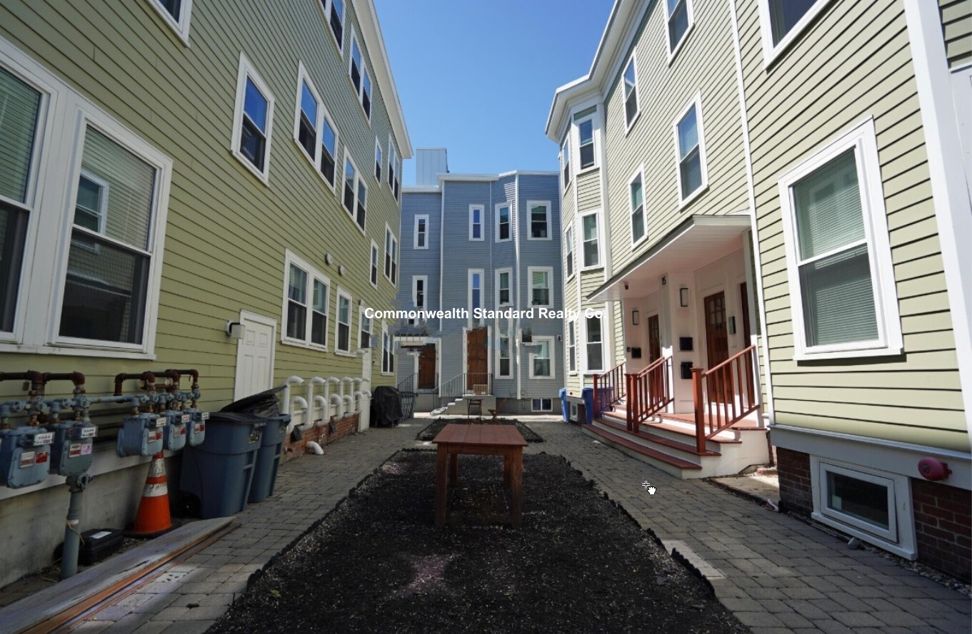 25 Marney St, East Cambridge