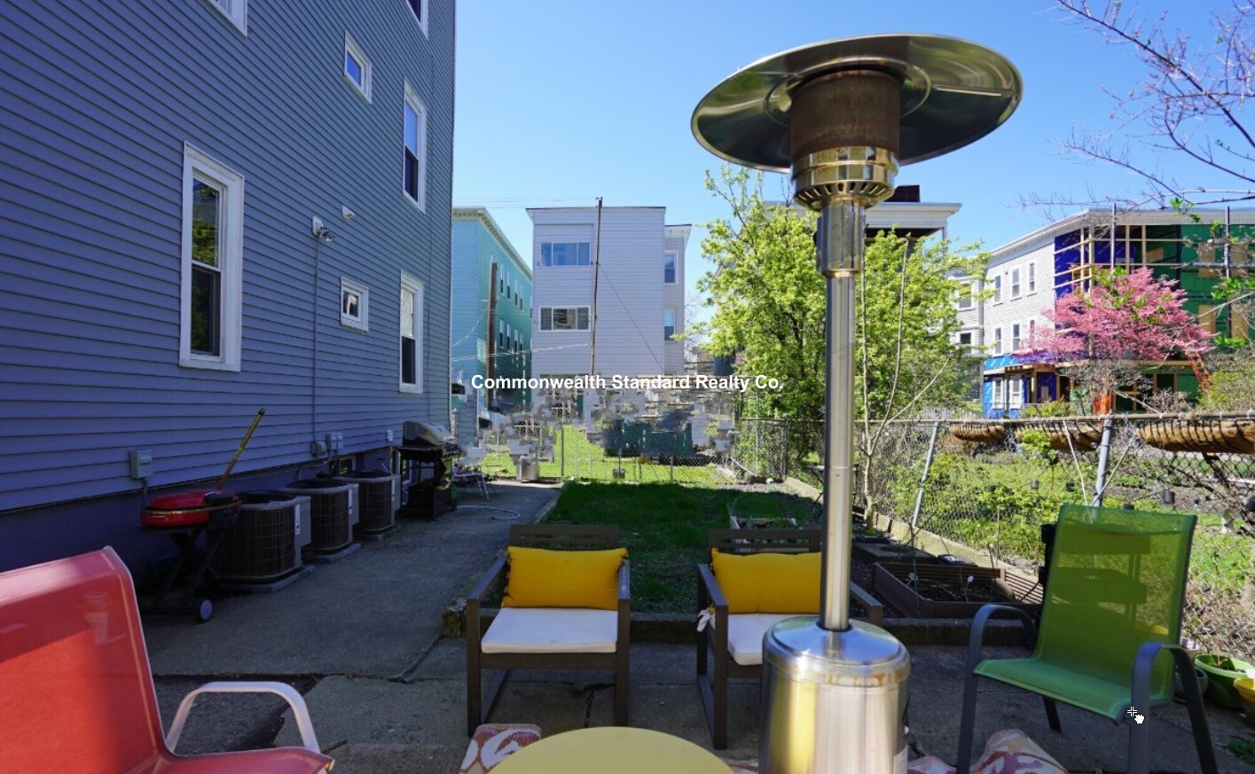 25 Marney St, East Cambridge