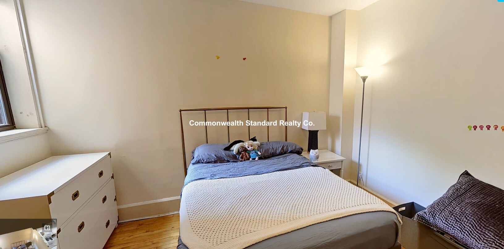 12 Dean Rd, Washington Square