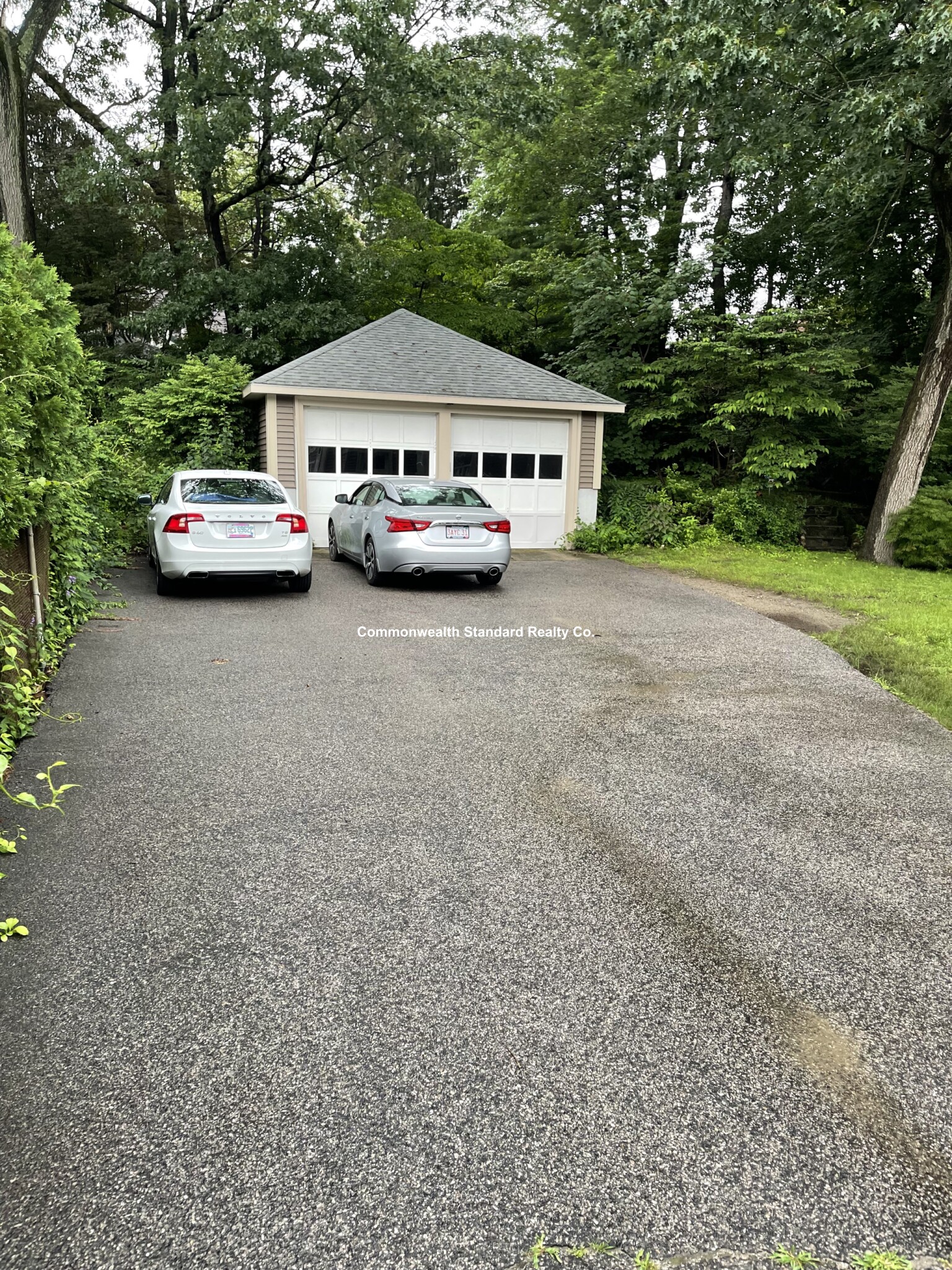 17 Hillside Rd, Newton Highlands