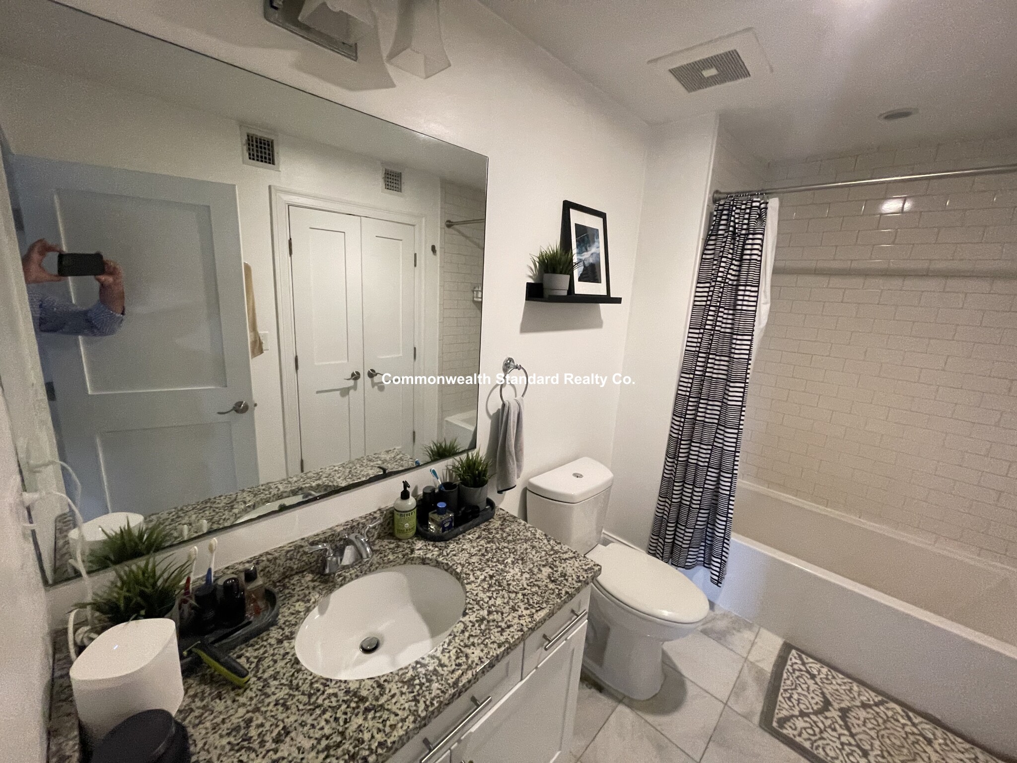 154 Gold St, South Boston