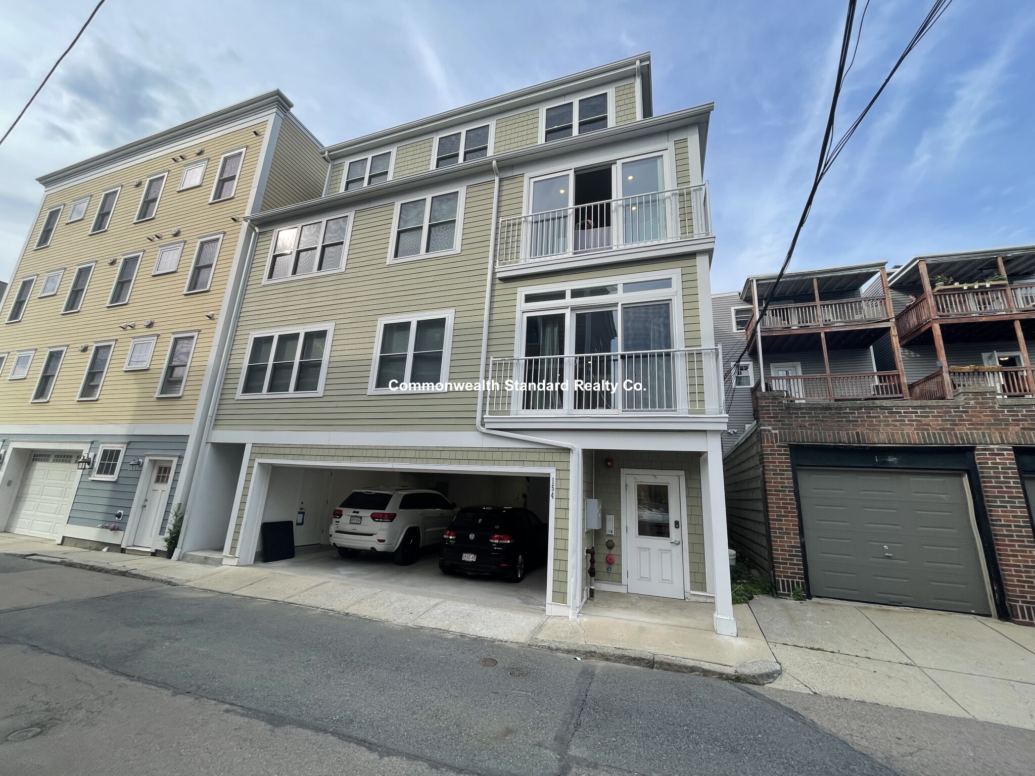 154 Gold St, South Boston