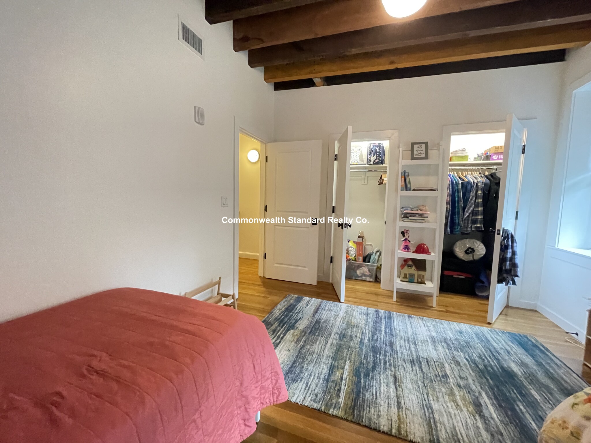 17 Saint Marys Ct, Longwood