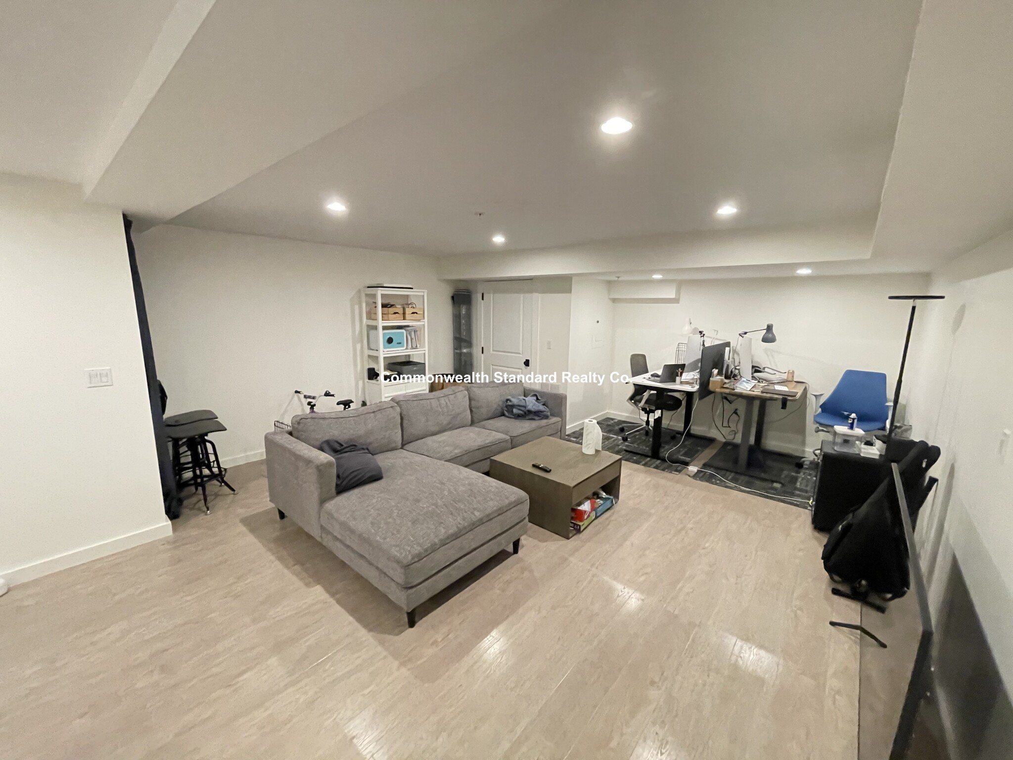 17 Saint Marys Ct, Longwood