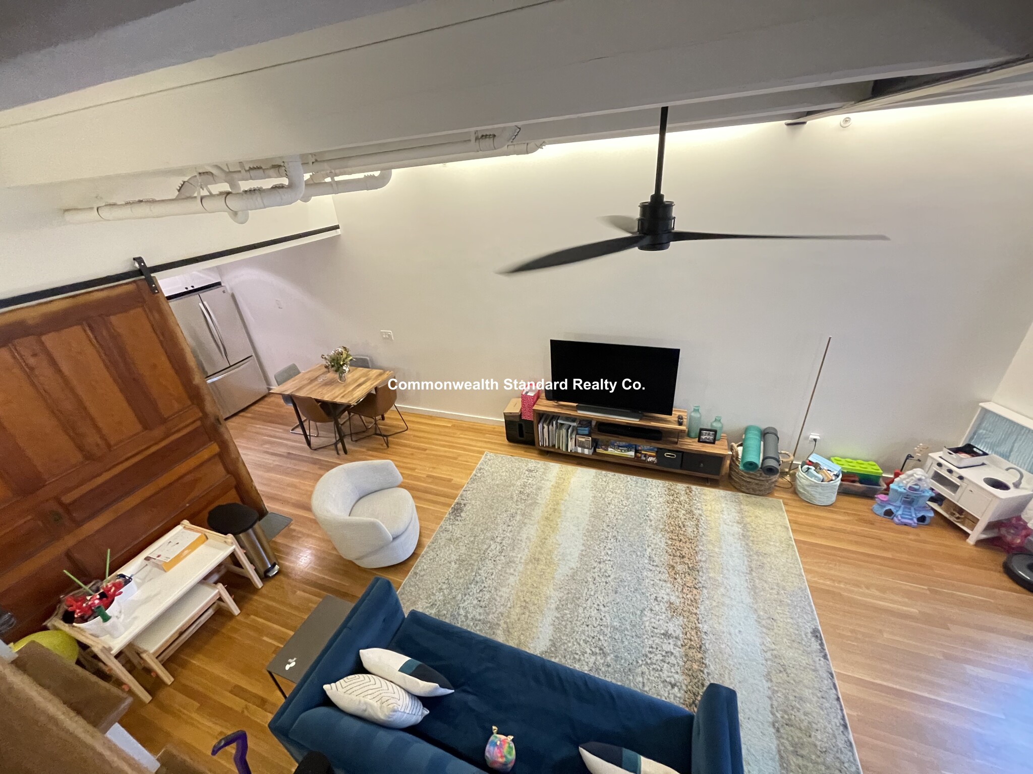 17 Saint Marys Ct, Longwood