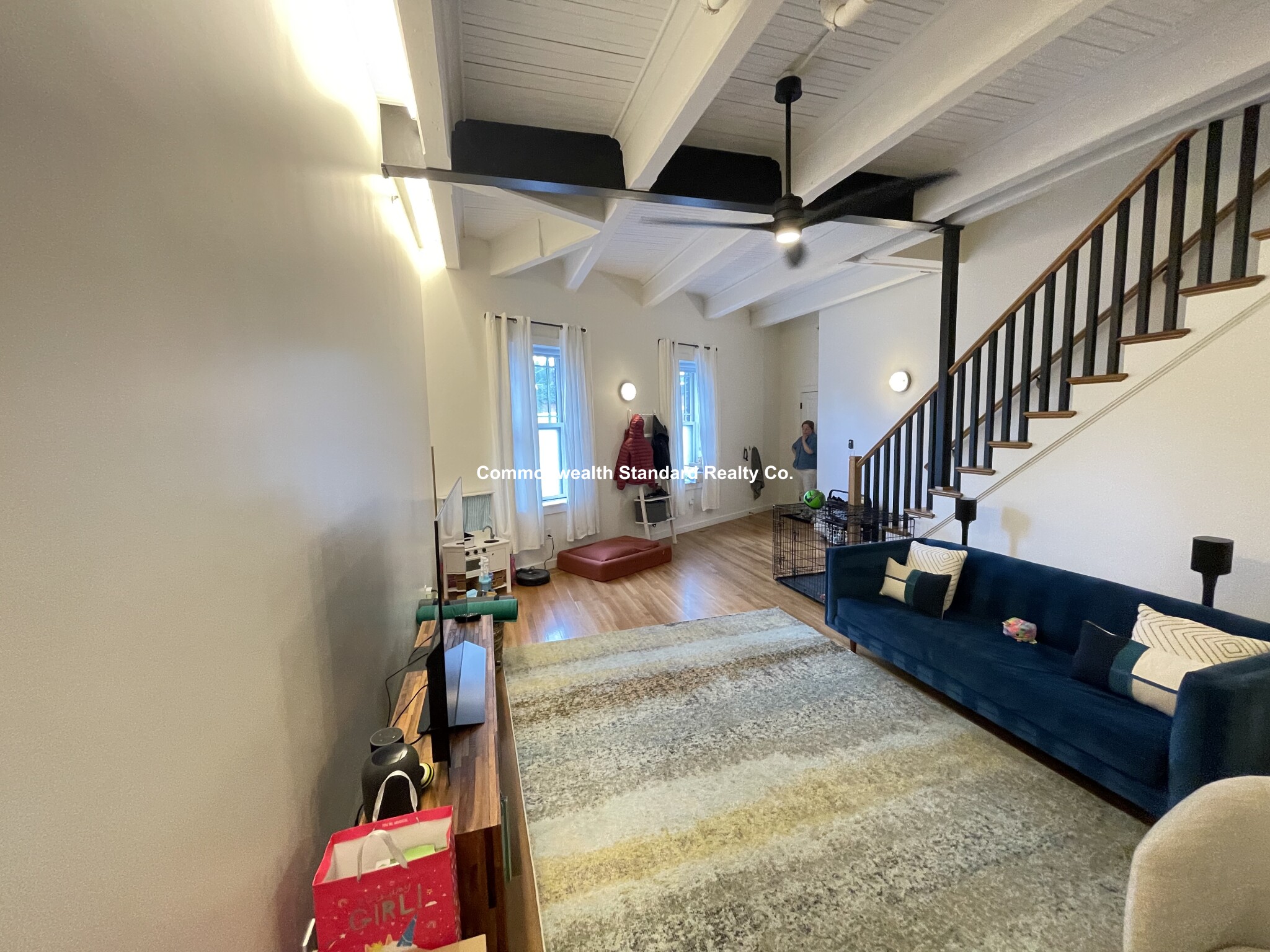 17 Saint Marys Ct, Longwood