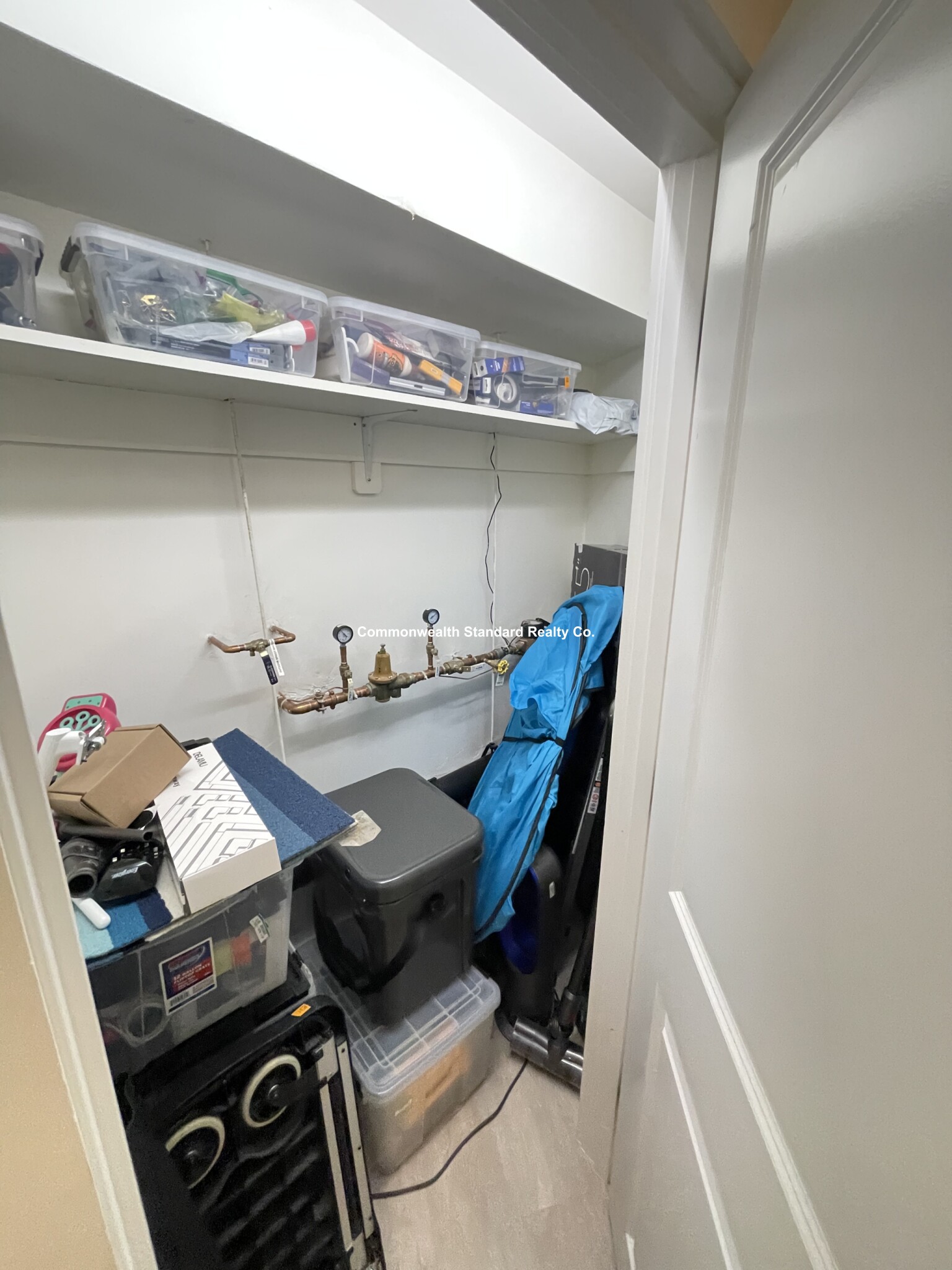 17 Saint Marys Ct, Longwood