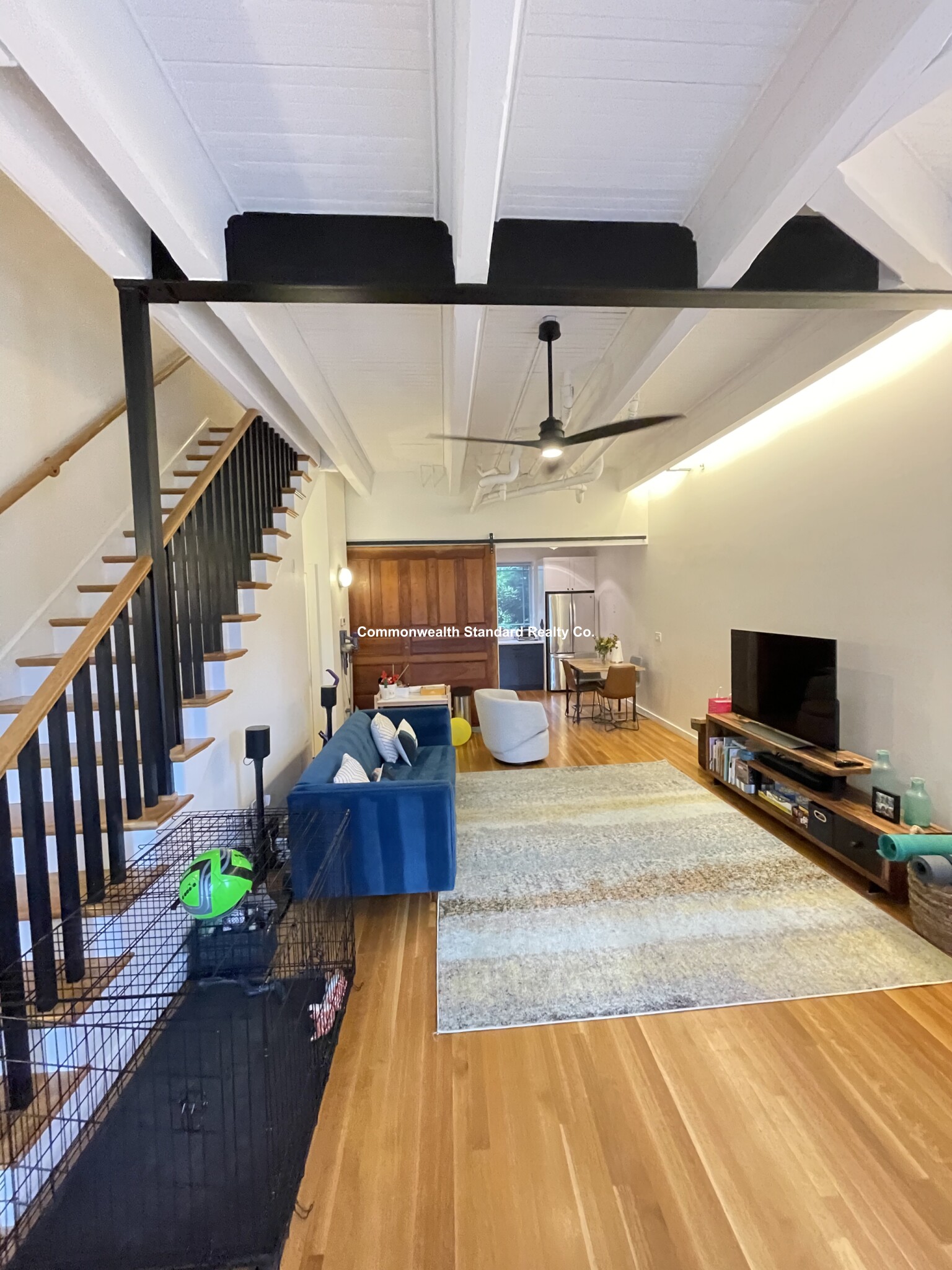 17 Saint Marys Ct, Longwood