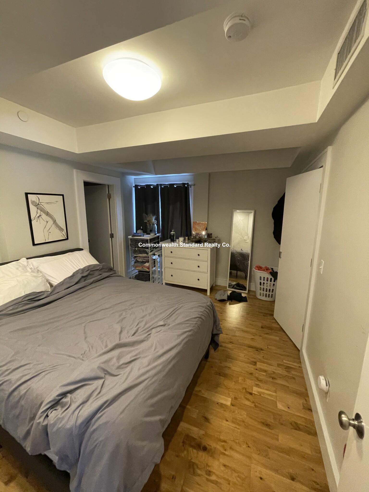 126 Charles St, East Cambridge