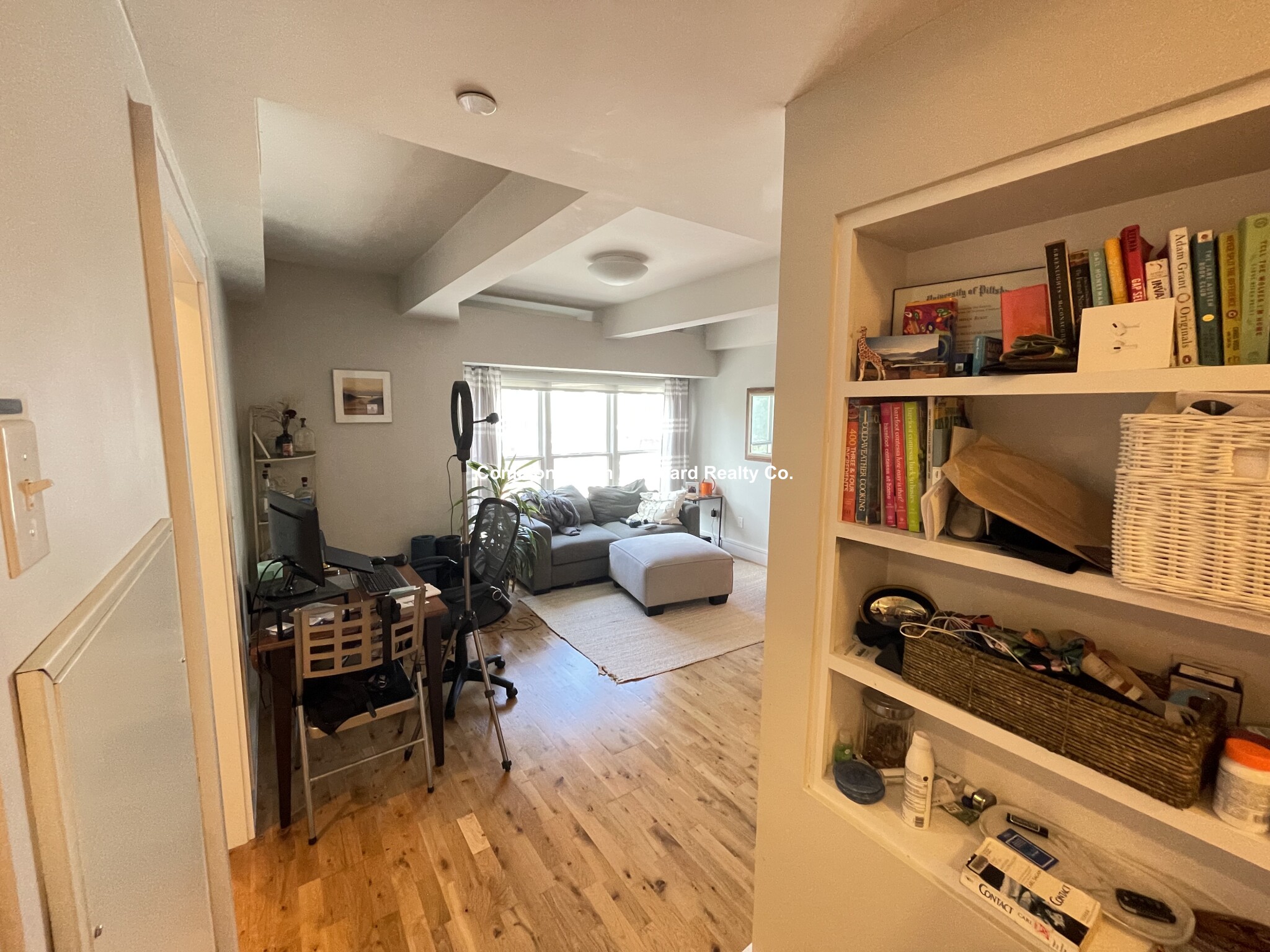 126 Charles St, East Cambridge