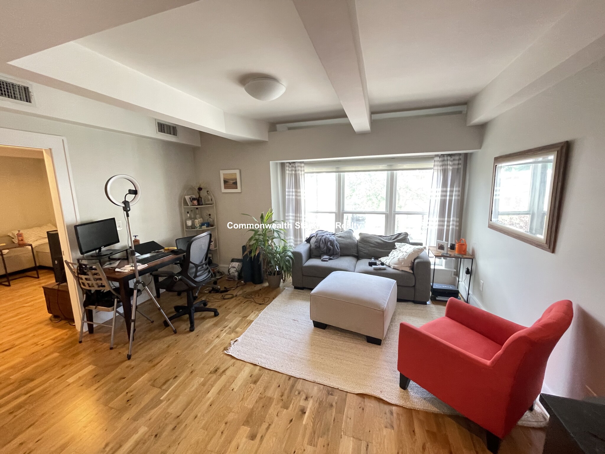 126 Charles St, East Cambridge