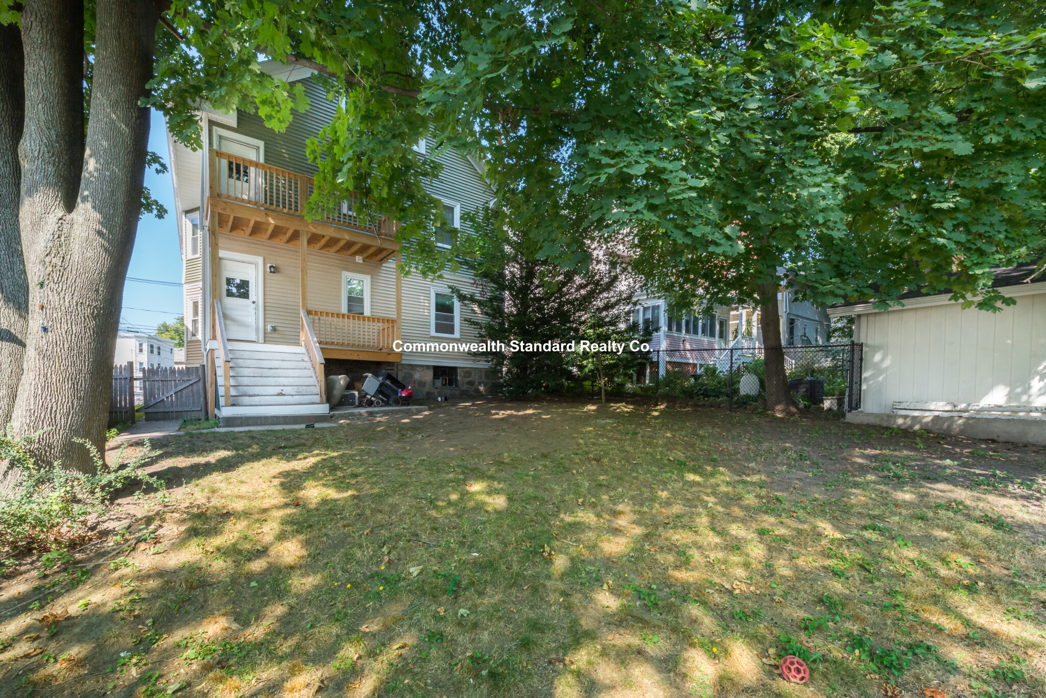 31 Champney St, Oak Square