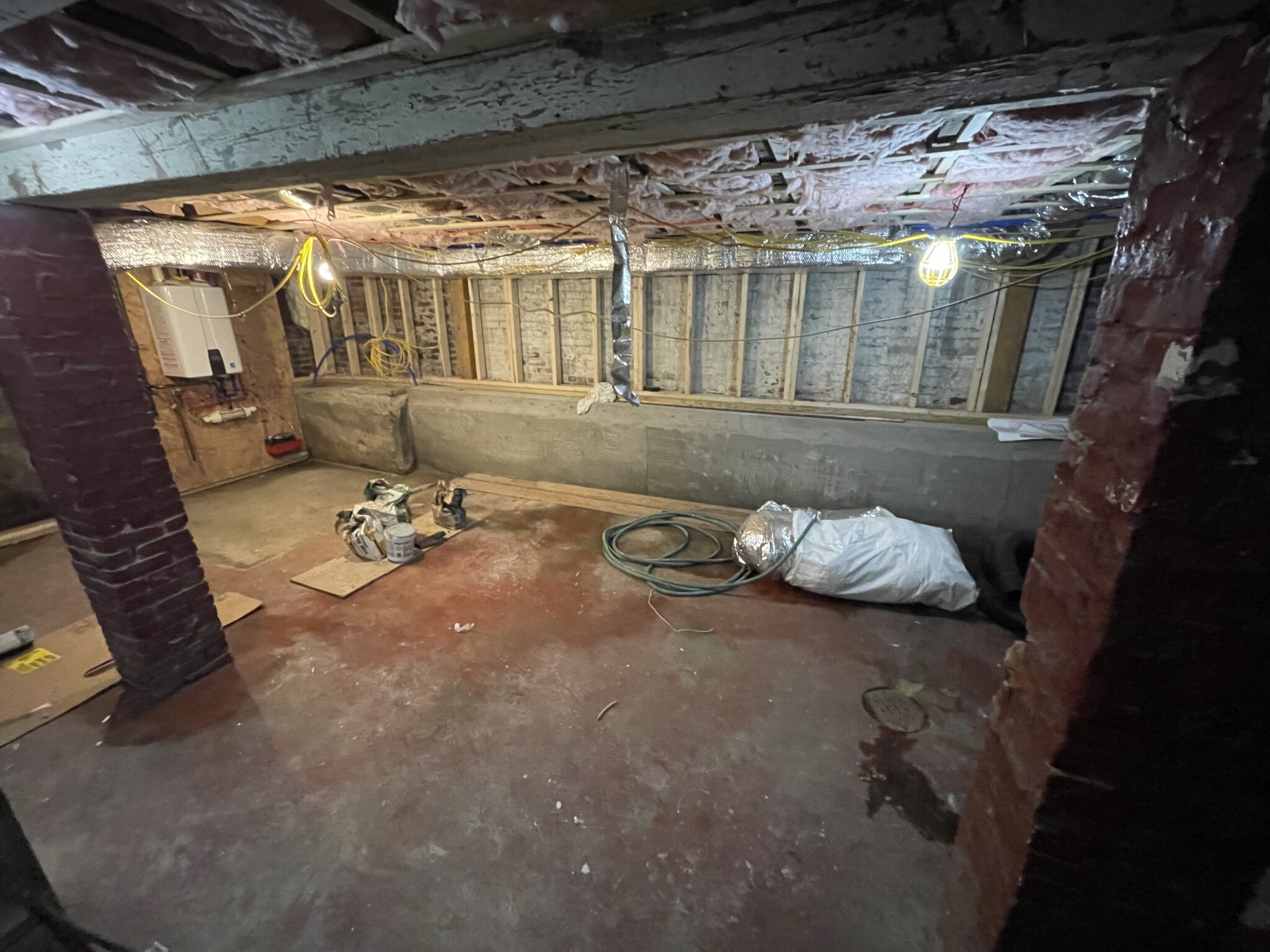 138 8th St, South Boston